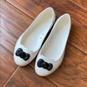 Hello Kitty x Crocs limited edition US 6